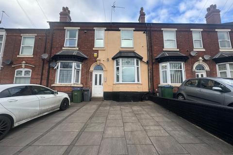 5 bedroom terraced house to rent, Bromford Lane, West Bromwich, B70 7HL