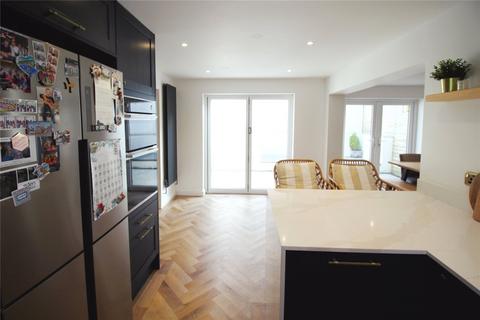 9 Willow Drive, Camborne, TR14 7HR