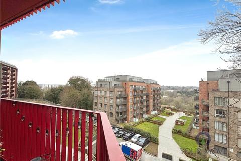 2 bedroom flat for sale, Guinevere Point, Kent ME14