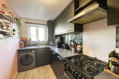 18 Whitcher Close, London, SE14 6HS