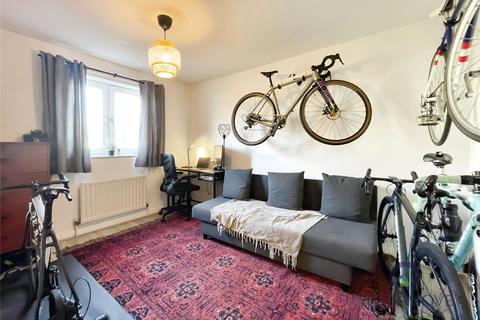 18 Whitcher Close, London, SE14 6HS