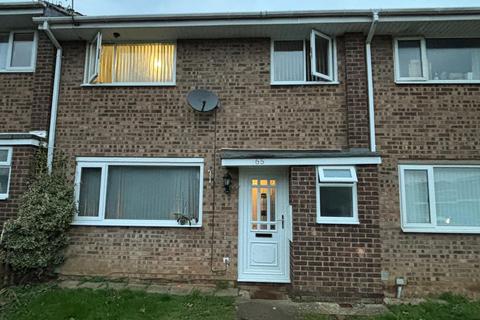 3 bedroom terraced house to rent, High Furlong, Banbury