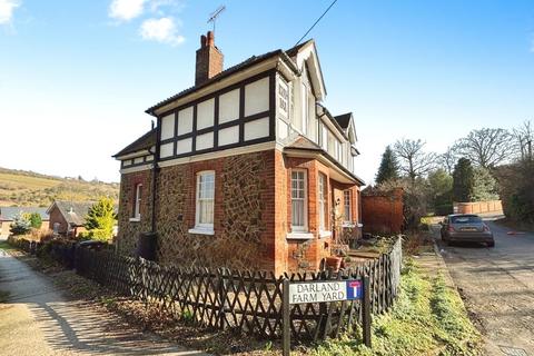 2 bedroom detached house for sale, Pear Tree Lane, Kent ME7