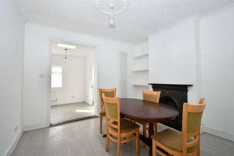 4 bedroom terraced house to rent, Gardner Road, London, E13