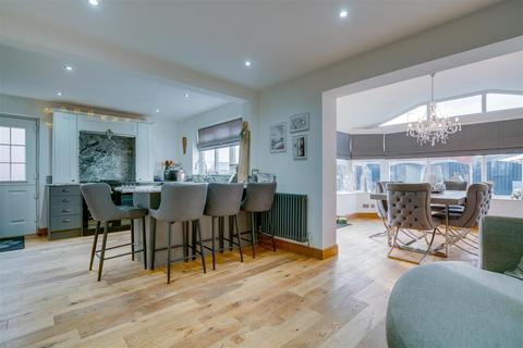 70 Flash Lane, Bramley, Rotherham, S66 1TY