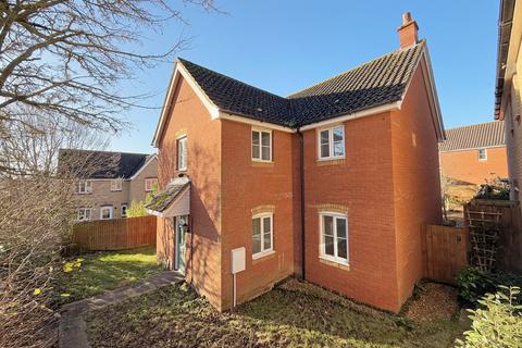 5 bedroom detached house for sale, Kingfisher Rise, Saxmundham IP17