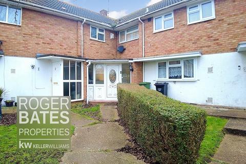 4 bedroom terraced house for sale, Monkside, Basildon, Essex SS14