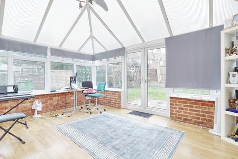 5 Monkside, Basildon, SS14 2QD