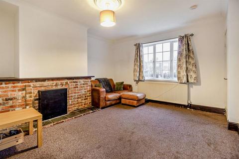 118 Bawtry Road, Harworth, Doncaster, DN11 8NS
