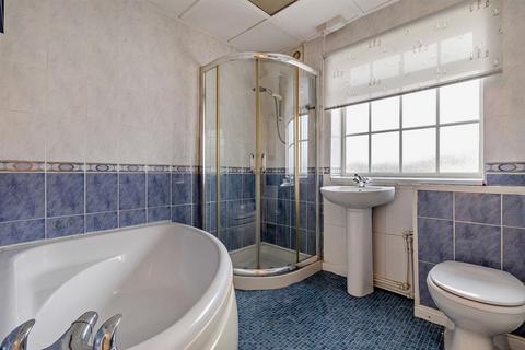 118 Bawtry Road, Harworth, Doncaster, DN11 8NS
