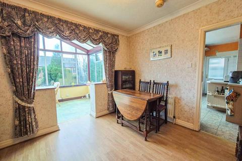 3 bedroom bungalow for sale, Beech Hill Road, Oldham, OL4