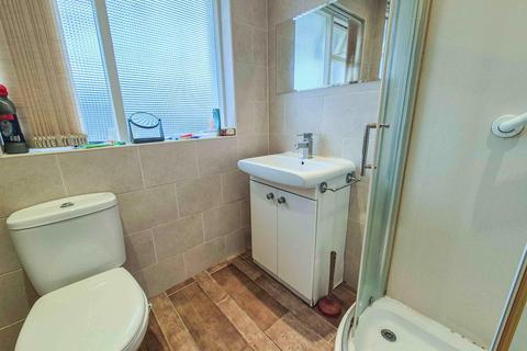 11 Beech Hill Road, Grasscroft, Oldham, OL4 4DR