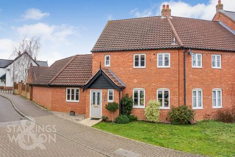 3 bedroom end of terrace house for sale, Blackthorn Way, Poringland, Norwich