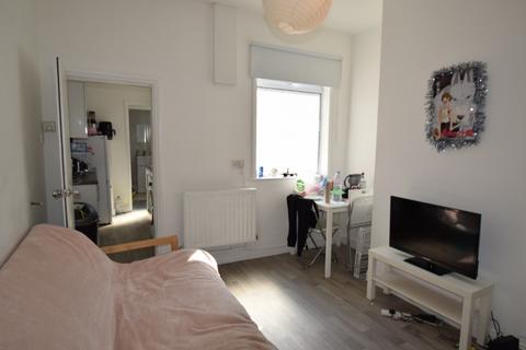 15 Darnley Street, Stoke-on-trent, ST4 2BH