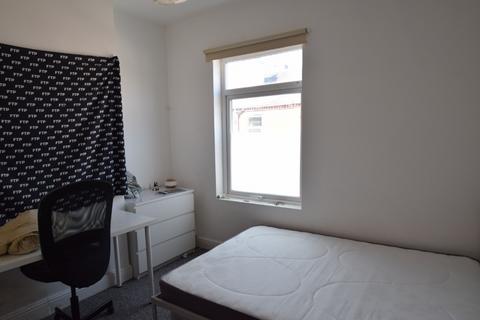 15 Darnley Street, Stoke-on-trent, ST4 2BH