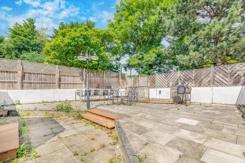 undefined, Sylvan Road, Crystal Palace, SE19