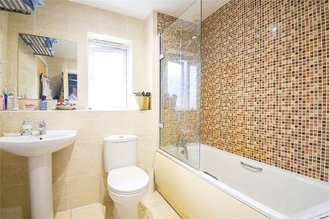 148 Wraysbury Drive, Yiewsley, West Drayton, UB7 7FR