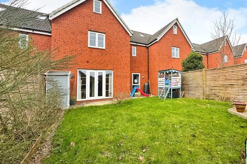 3 bedroom terraced house for sale, Blakeslee Drive, Exeter EX2