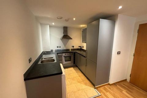 2 bedroom flat to rent, Oldham Street, Liverpool, L1