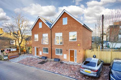 4 bedroom semi-detached house for sale, Plot 1 Grosvenor Mews, Royal Tunbridge Wells