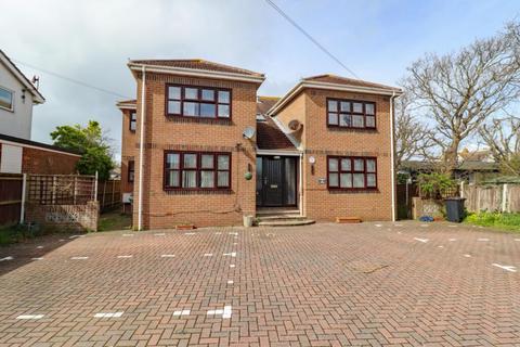 2 bedroom flat for sale, St Hermans Road, Hayling Island