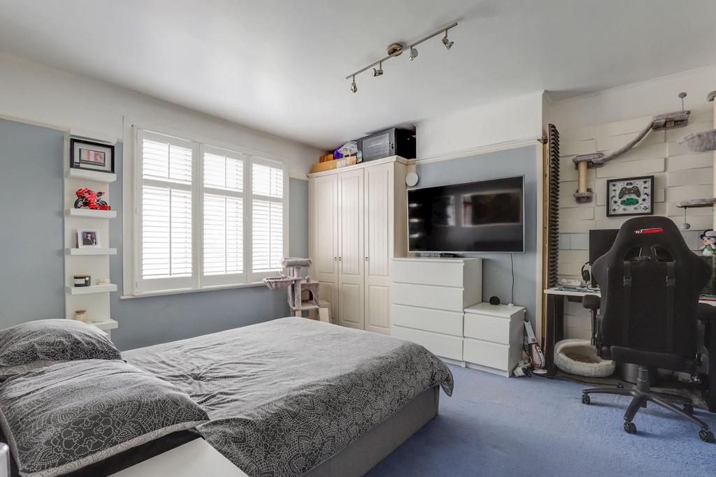 11-6e45 JHProp Wpen - 44 Avenue Road - 31-medium.jpg