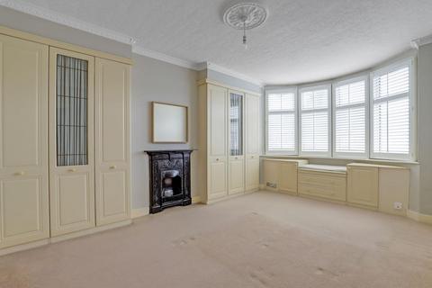 44 Avenue Road, London, SE20 7RR
