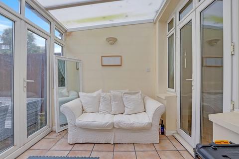 44 Avenue Road, London, SE20 7RR