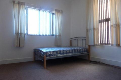 1 bedroom house to rent, Park Road, Nottingham NG7