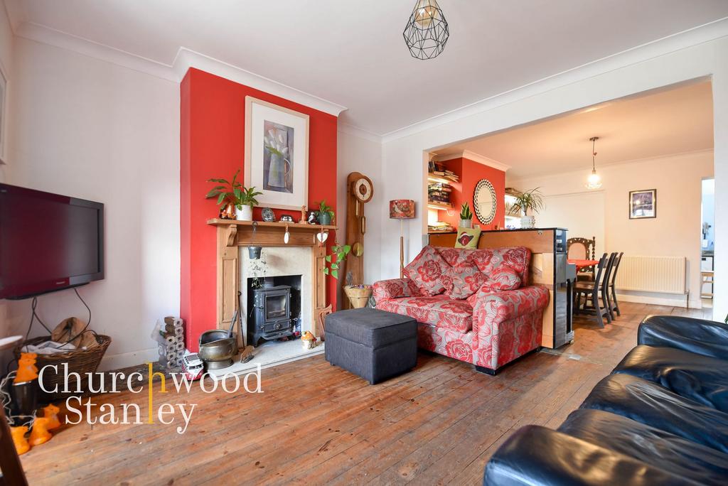 Living room to dining