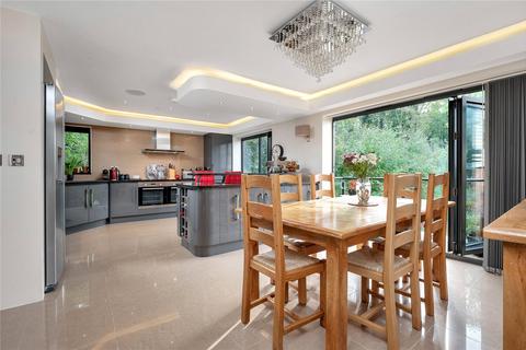 11 Springfield Pastures, Nottingham, NG3 4JU