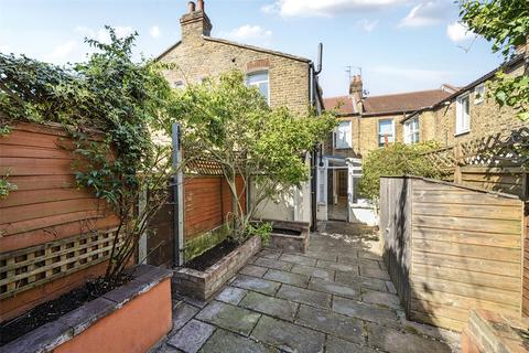 50 Bramshot Avenue, London, SE7 7JF