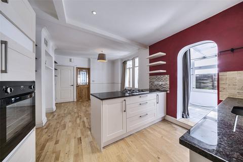 50 Bramshot Avenue, London, SE7 7JF