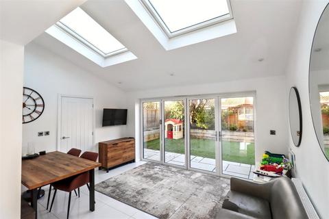 3 bedroom detached house for sale, Stylish modern living in a peaceful Clevedon cul-de-sac