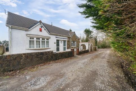 3 bedroom detached bungalow for sale, Heol Las, Cross Hands, Llanelli