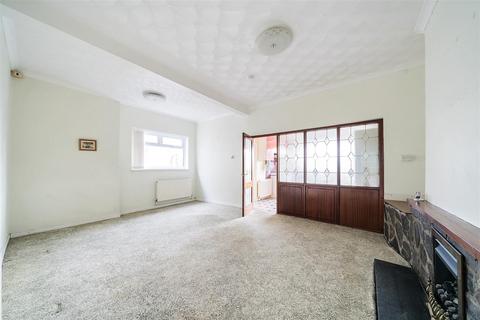 3 bedroom detached bungalow for sale, Heol Las, Cross Hands, Llanelli