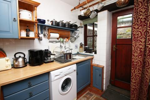 4 Daggers Lane, Preesall, Poulton-le-fylde, FY6 0QN