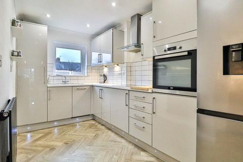6, Victoria House, 74 - 76 Coniscliffe Road, Darlington, DL3 7RN