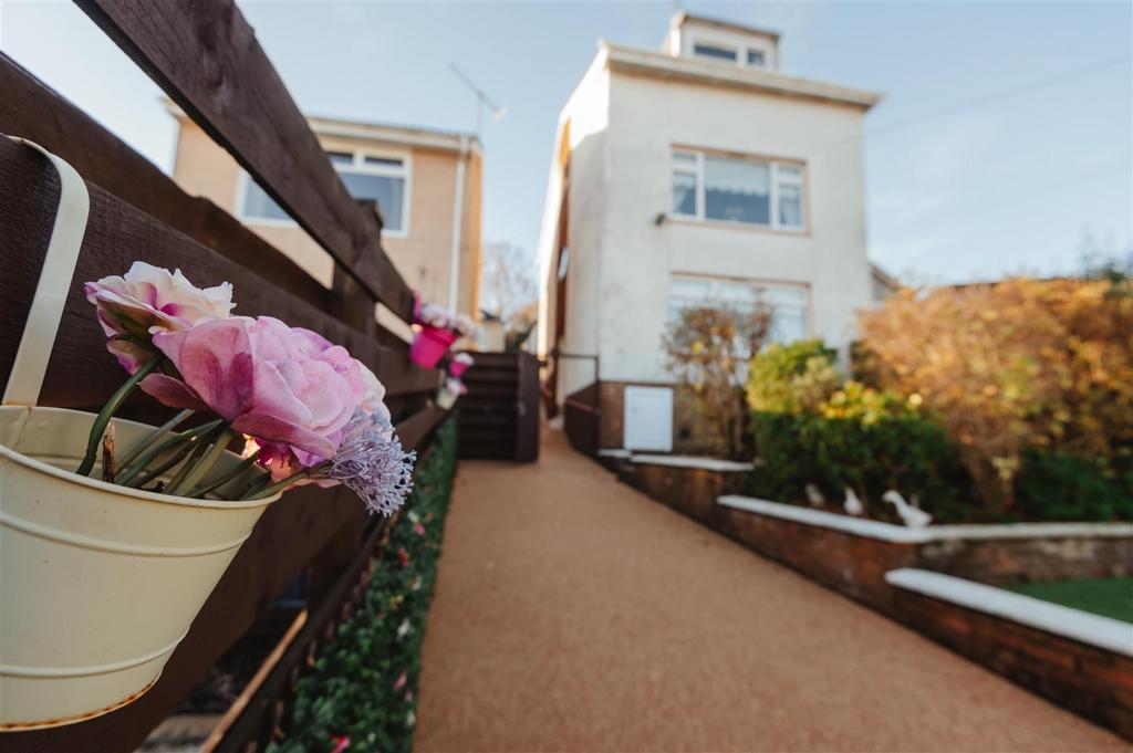 16 Denholm Terrace-69.jpg