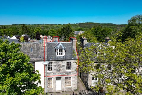 2 bedroom maisonette for sale, 11 Inverallan Court, The Square,  Grantown on Spey