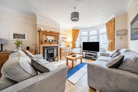 213 Pickhurst Rise, West Wickham, BR4 0AQ