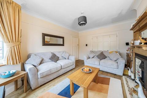 213 Pickhurst Rise, West Wickham, BR4 0AQ