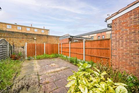 3 bedroom terraced house for sale, Celtic Street, E14, Poplar, London, E14