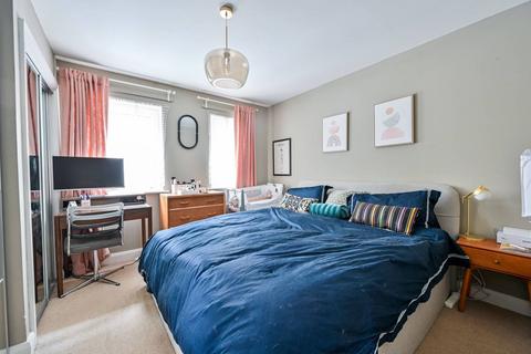 Flat 4, 49 Silwood Street, London, SE16 2AU