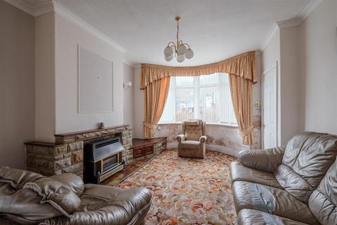 2 bedroom terraced house for sale, Well Royd Avenue, Halifax