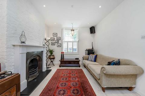 4 bedroom house to rent, Mornington Crescent, London NW1