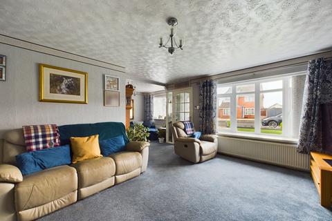 3 bedroom bungalow for sale, Frobisher Drive,  Lytham St. Annes, FY8