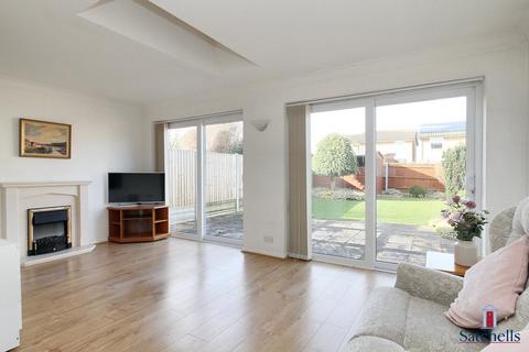 3 bedroom detached house for sale, Dents Close, Letchworth Garden City, SG6