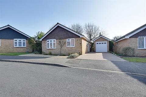 2 bedroom bungalow for sale, Spring Lane, Bexhill-On-Sea