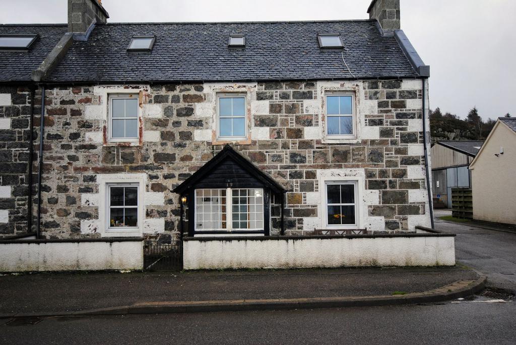 Entrance Porch